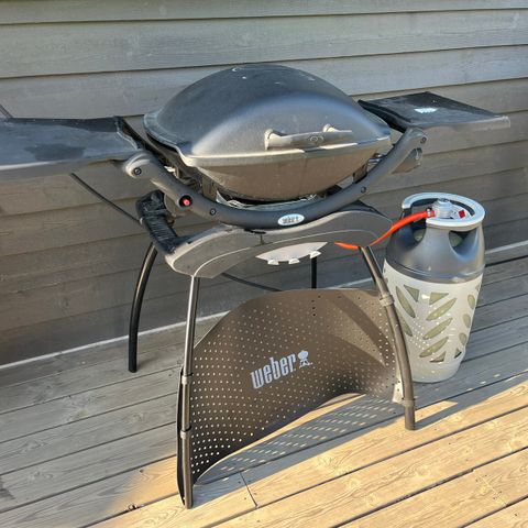 Weber Q2000 gassgrill selges