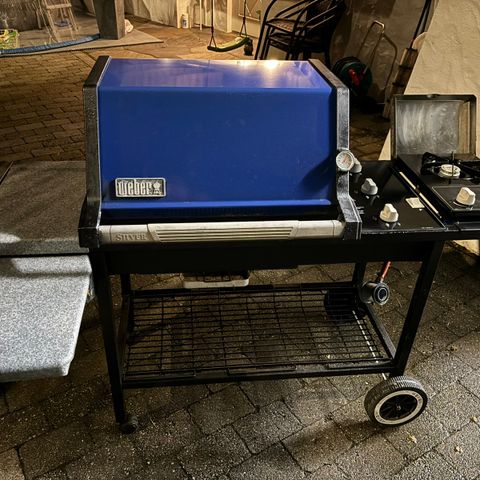 Weber grill Genesis (3 brenner)