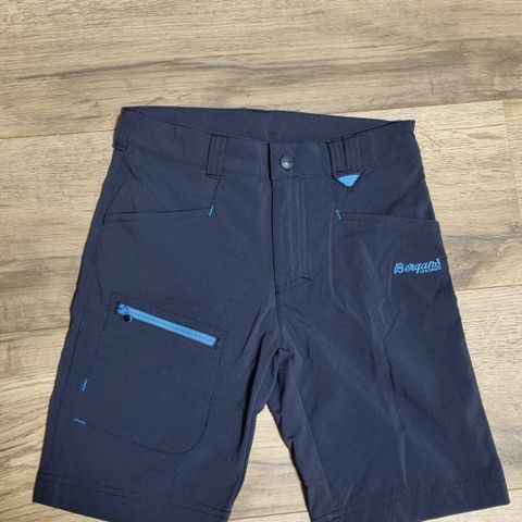 Bergans shorts str 122