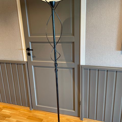 Stålampe - 175 cm.