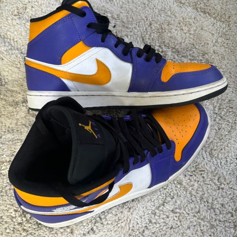 Nike Air jordan 1 Mid str 43