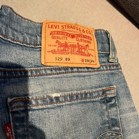 Levis shorts 529 i str 29/34