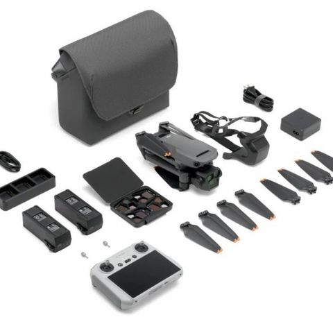 DJI Mavic 3 Pro Fly More Combo med DJI RC