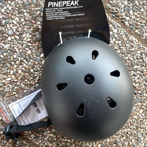 Ny Pinepeak hjelm til skateboard