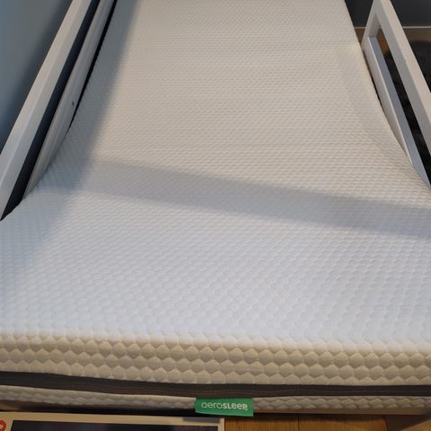 Aerosleep Naturel madrass + 3D madrasstrekk 70x140