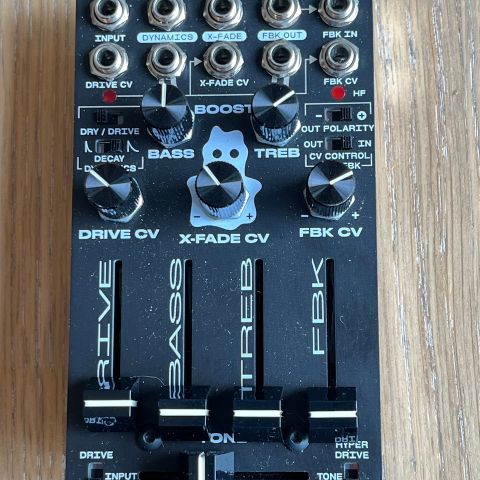 Bastl Instruments - Dark Matter, Distortion eurorack