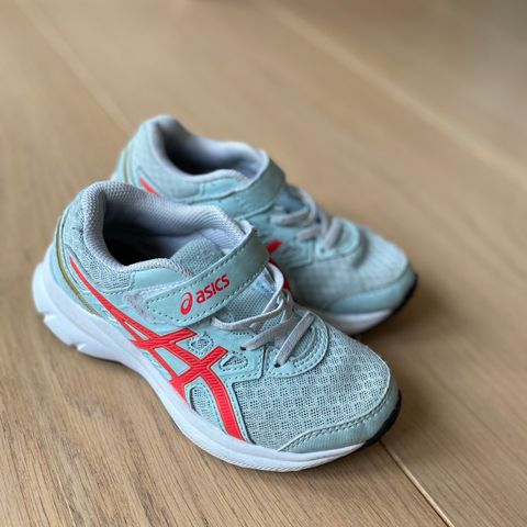 Asics joggesko, str 30