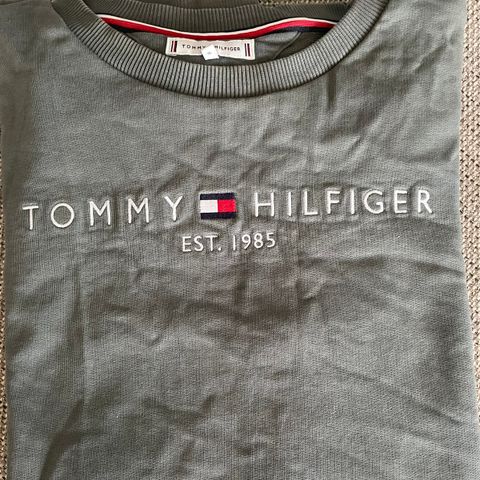 Tommy Hilfiger genser