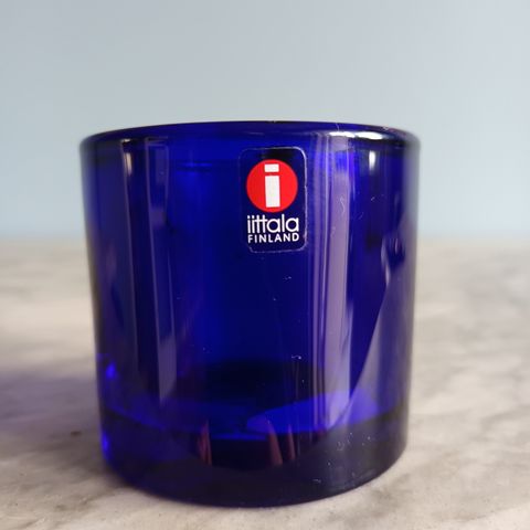 Iittala " Kivi "  telysestake  kobolt