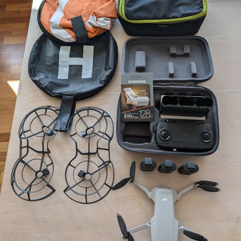 DJI Mavic Mini Fly More Combo