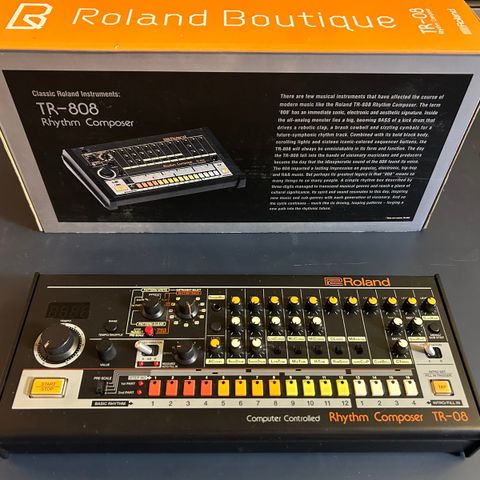 Roland tr-08a