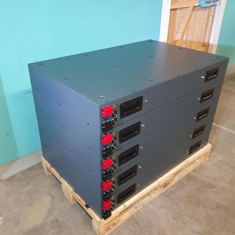 Resertifiserte 48V Li-ion batteri 10,5kWh netto