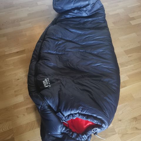 Mountain hardwear lamina z