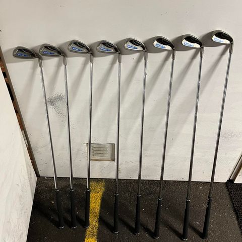 Ping G2 white dot jernsett