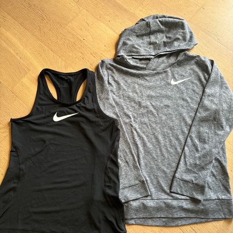 Nike singlet og tynn hettegenser