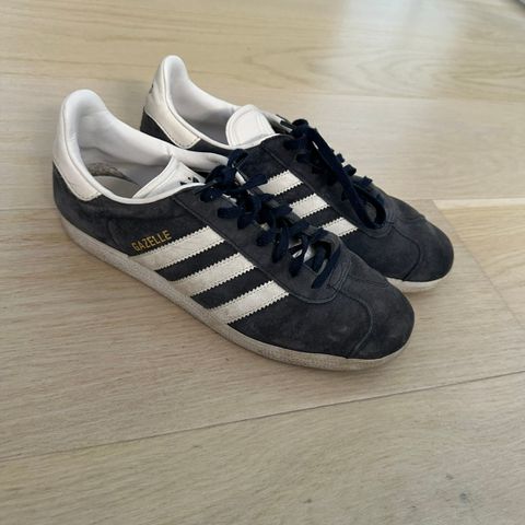 Adidas Gazelle selges rimelig!