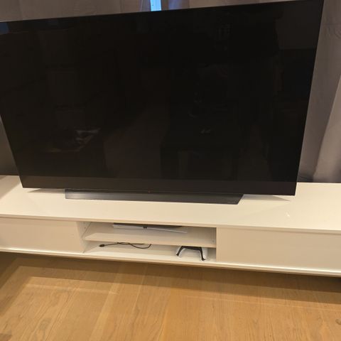 TV benk