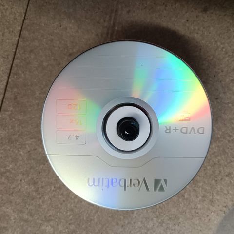 45 DVD+R 4.7 Gb