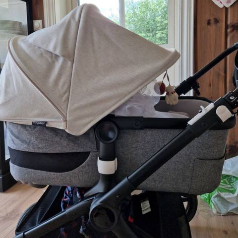 Lite brukt Bugaboo Fox 3 m/ tilbehør