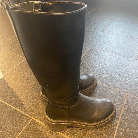 Høye boots