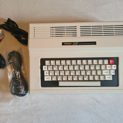 Tandy Colour Computer 2 i orig. emballasje - MSX