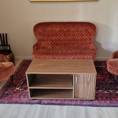 Antikk sofa og 2 stoler