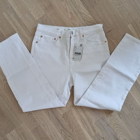 ny bukse jeans Mango, modell Claudia, størrelse 40