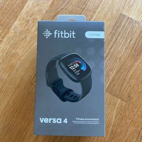 Fitbit Versa 4