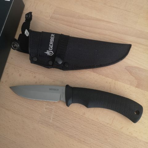 Fiskars Gerber jaktkniv