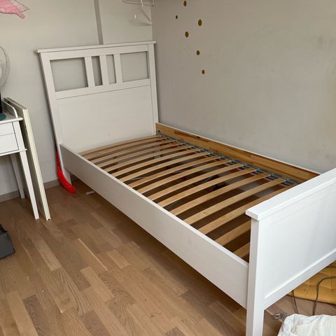 HEMNES ikea seng