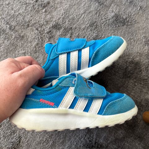 Adidas joggesko str 26 1/2