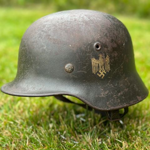 Tysk Wehrmacht hjelm selges