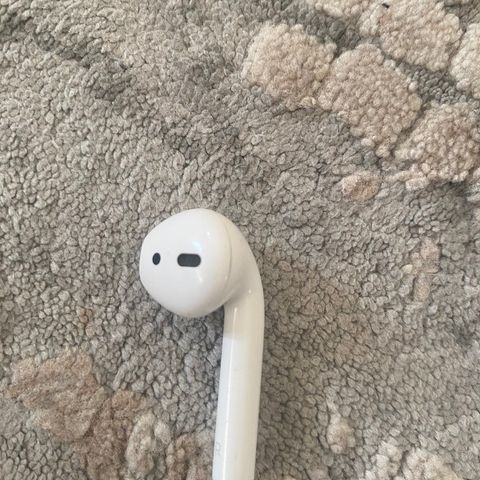 Høyre airpod 2