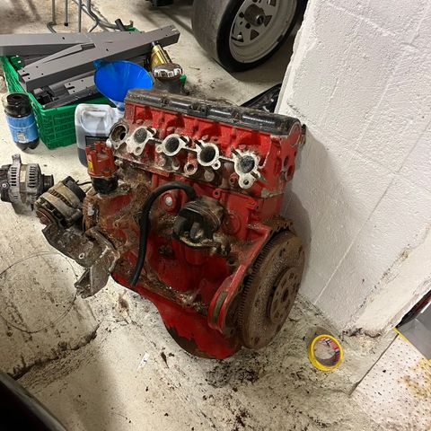 Volvo motor, B23