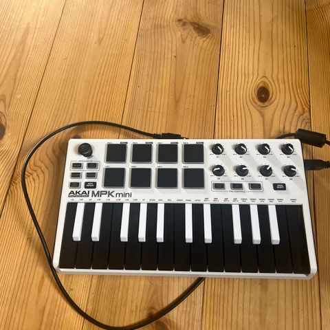 Akai Professional MPK Mini