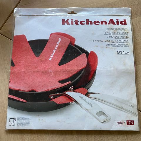 Kitchen Aid pan protector / mellomlegg