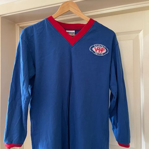 Vålerenga retro drakt/genser (offisielt produkt fra Sjappa)