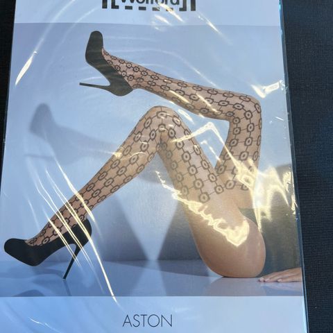 Wolford Aston tights. Str M