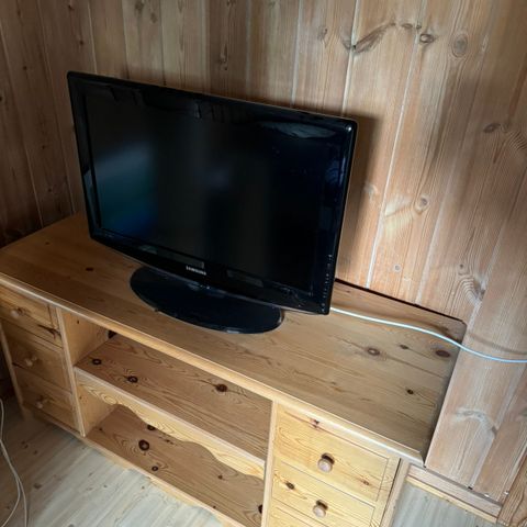 TV bord i heltre