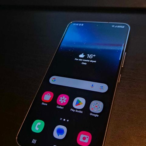 Samsung Galaxy S22 (nesten ny!)