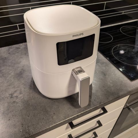 Philips Essential airfryer HD9252