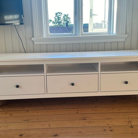 Hemnes tv benk