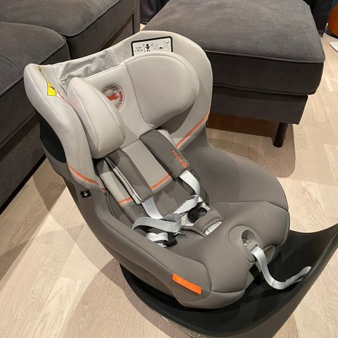 Cybex  sirona s2 i-size