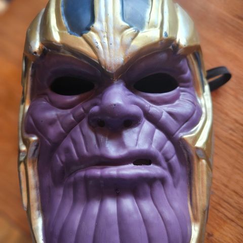 Kostyme Halloween karneval Thanos 10-12 år