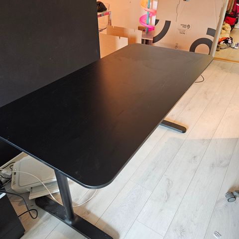 PC bord / Pult, arbeidsbenk, skrivebord