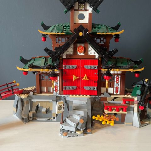 Lego Ninjago  Dojo Temple