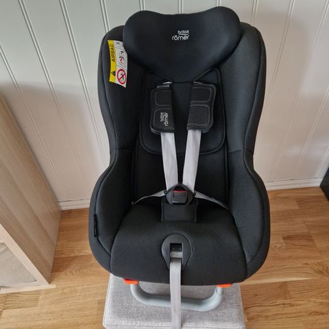 Britax max way plus