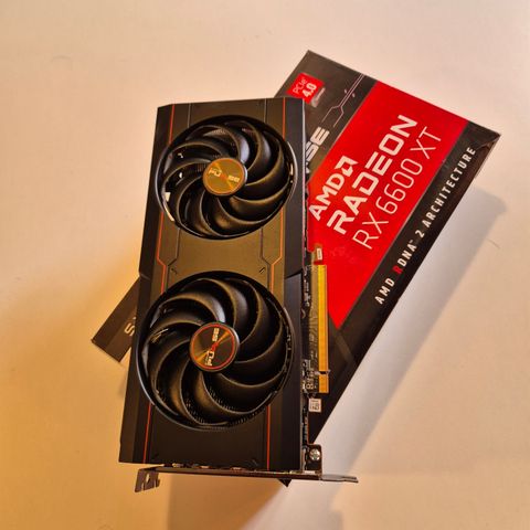 RX 6600 XT 8GB Gaming Sapphire Pulse AMD Radeon