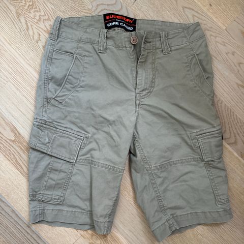 Superdry cargoshorts w28