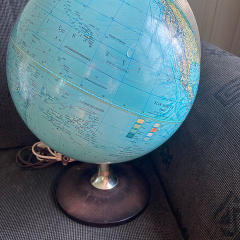 Globus fra danske Scan-Globe